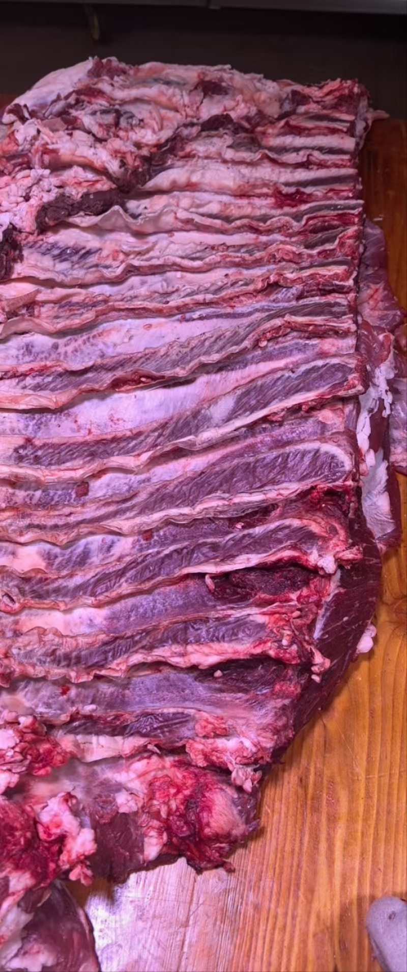 鲜牛肉批发，精品部位肉吊龙，自养自销散养溜达牛，现宰现卖