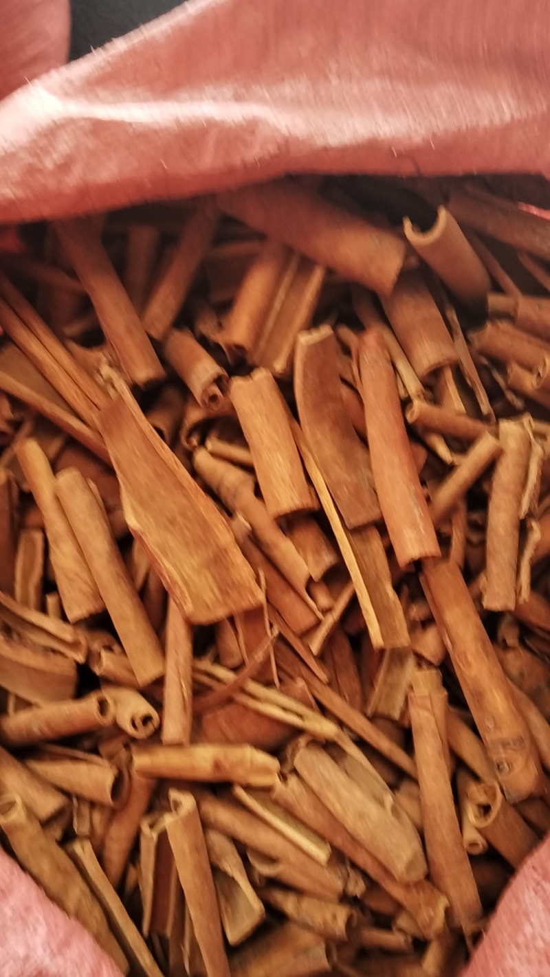 广西桂皮，足干靓货，源头厂家，品质保证，价格实惠