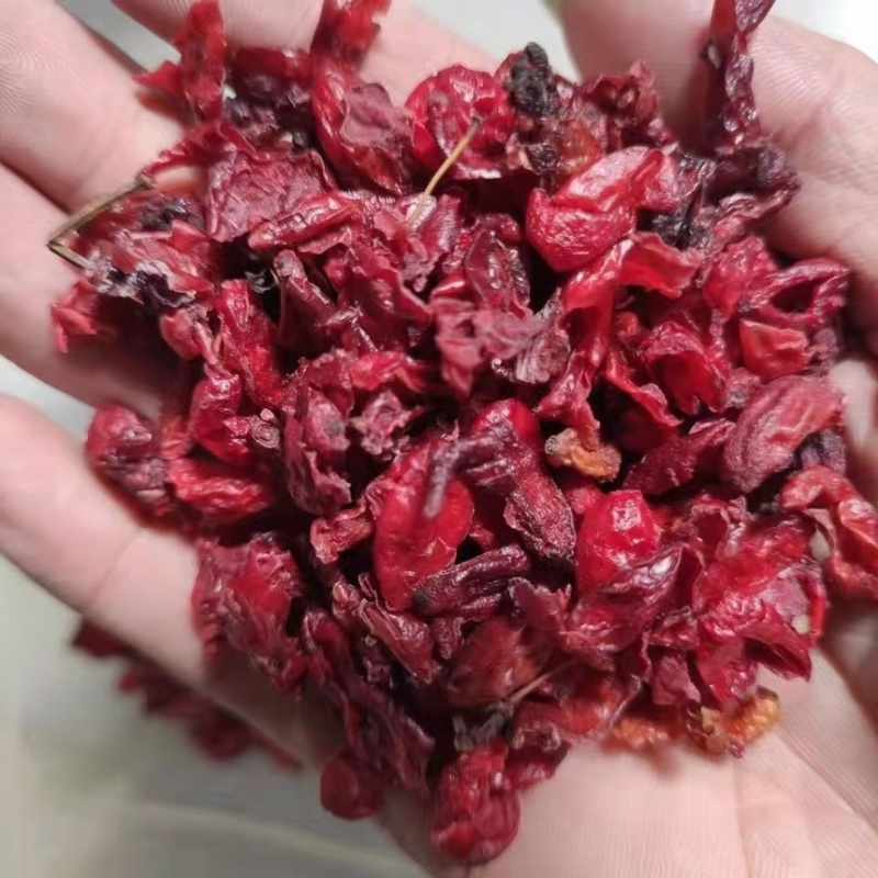 山芋肉枣皮，山茱萸产与秦岭山区，药用价值高，品质有所保证