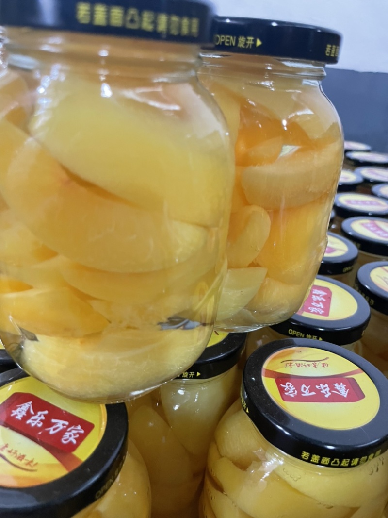 桃条罐头精品最新生产260瓶形有需要的老板欢迎联系