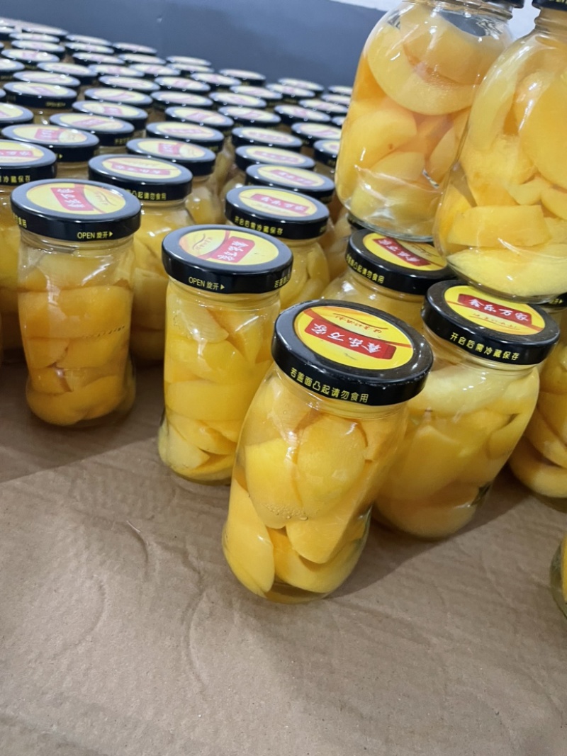 桃条罐头精品最新生产260瓶形有需要的老板欢迎联系