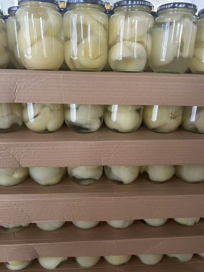 梨罐头大量现货有需要的老板欢迎联系