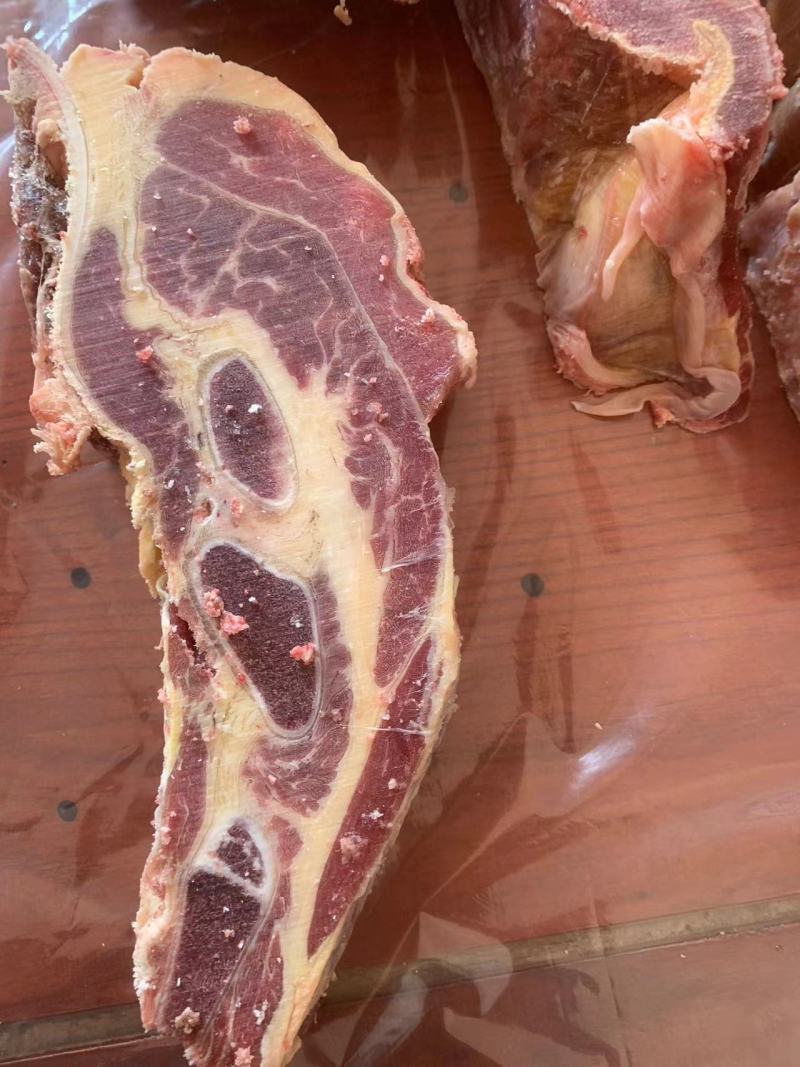 牛骨/黄膘牛胸骨/肉含量高厂家直发可代替牛腩排的一款。