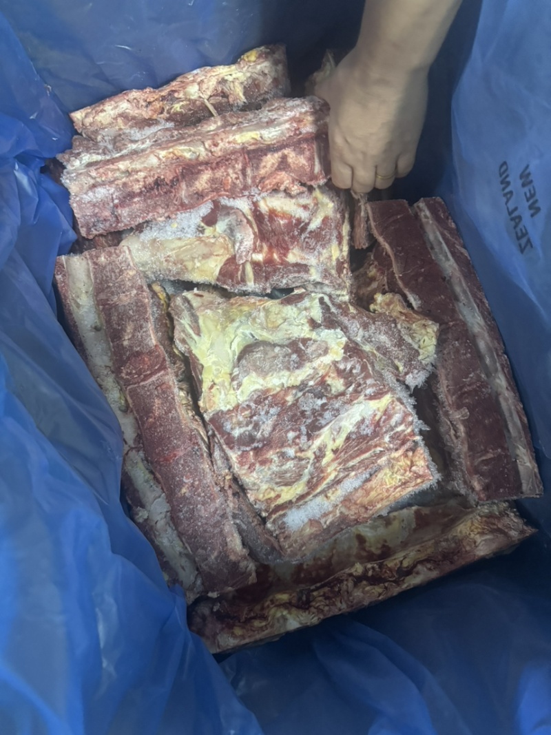 纯干满肉牛脊骨纯干纯水退水煮，质量保证，每天有货