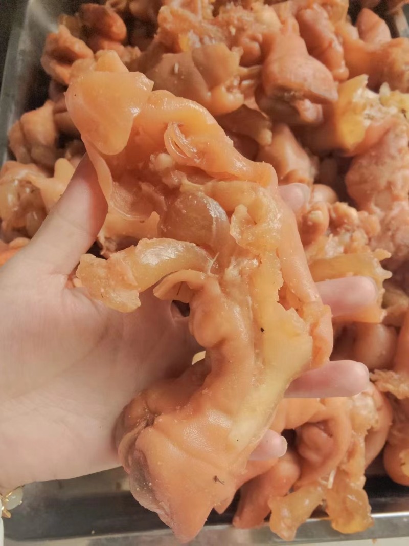 五香羊蹄子，香味十足，去棒骨的，优质产品！60斤一件起发