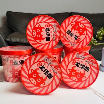 食合记香辣牛肉面，非油炸，更健康，有中国人民保险质保