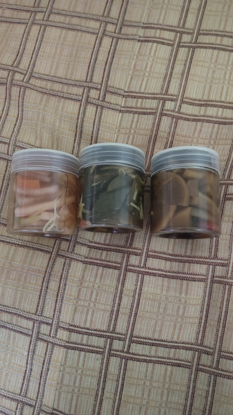 酱菜,泡酱腌菜优选原料，精心酱制，佐餐小菜