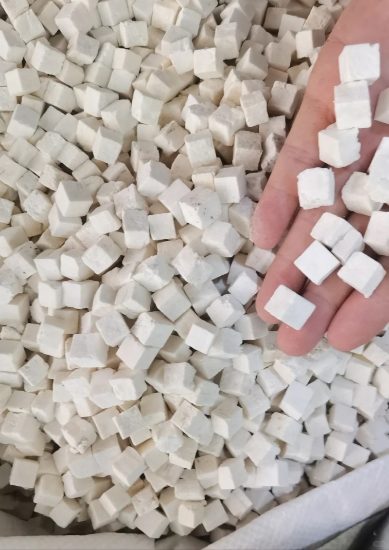 精选茯苓丁