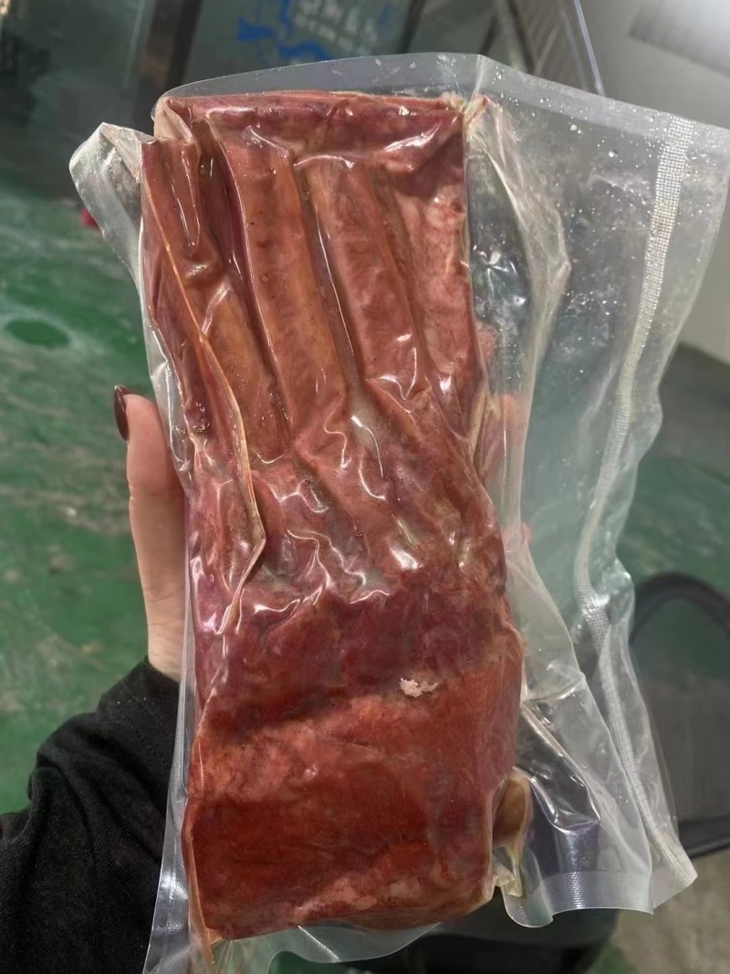 【卤味】带皮熟马肉