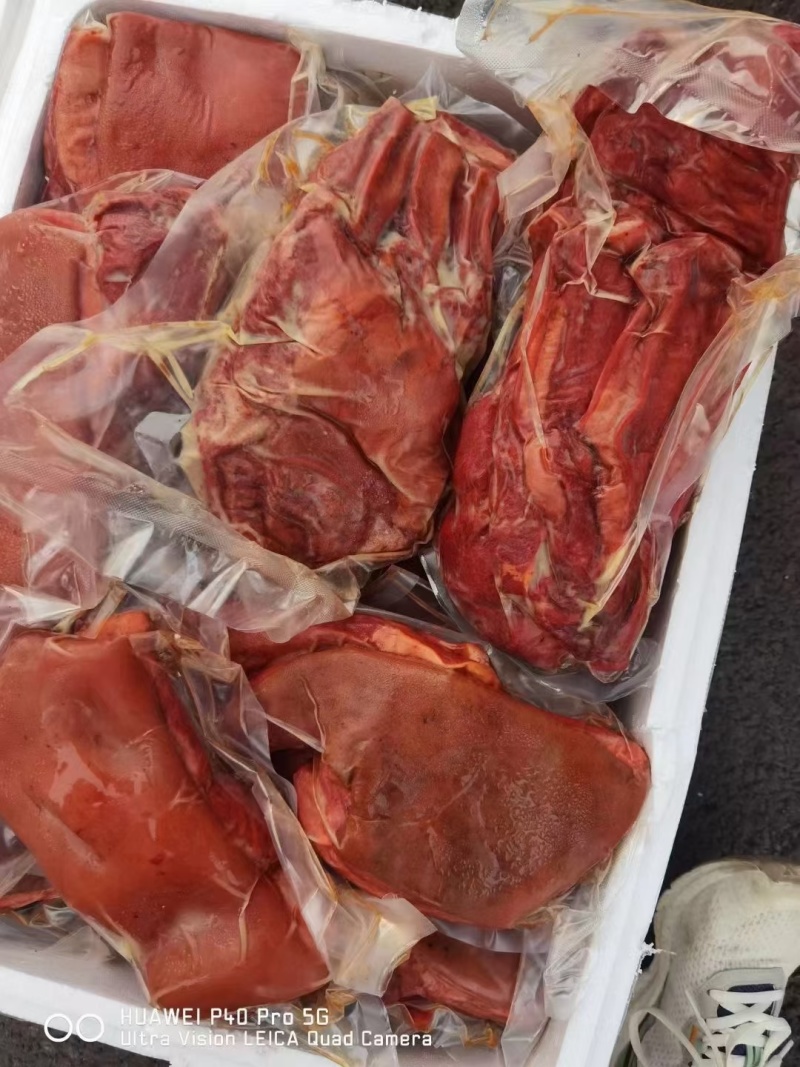 【卤味】带皮熟马肉
