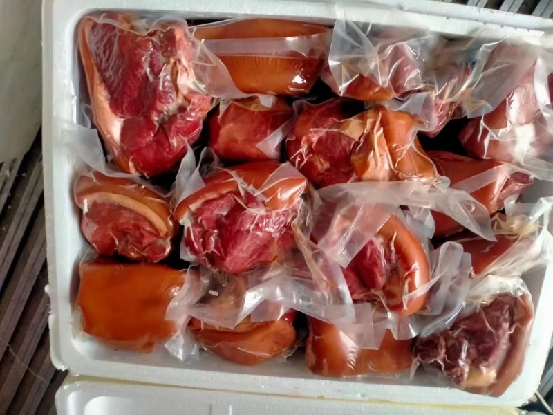 【卤味】带皮熟马肉
