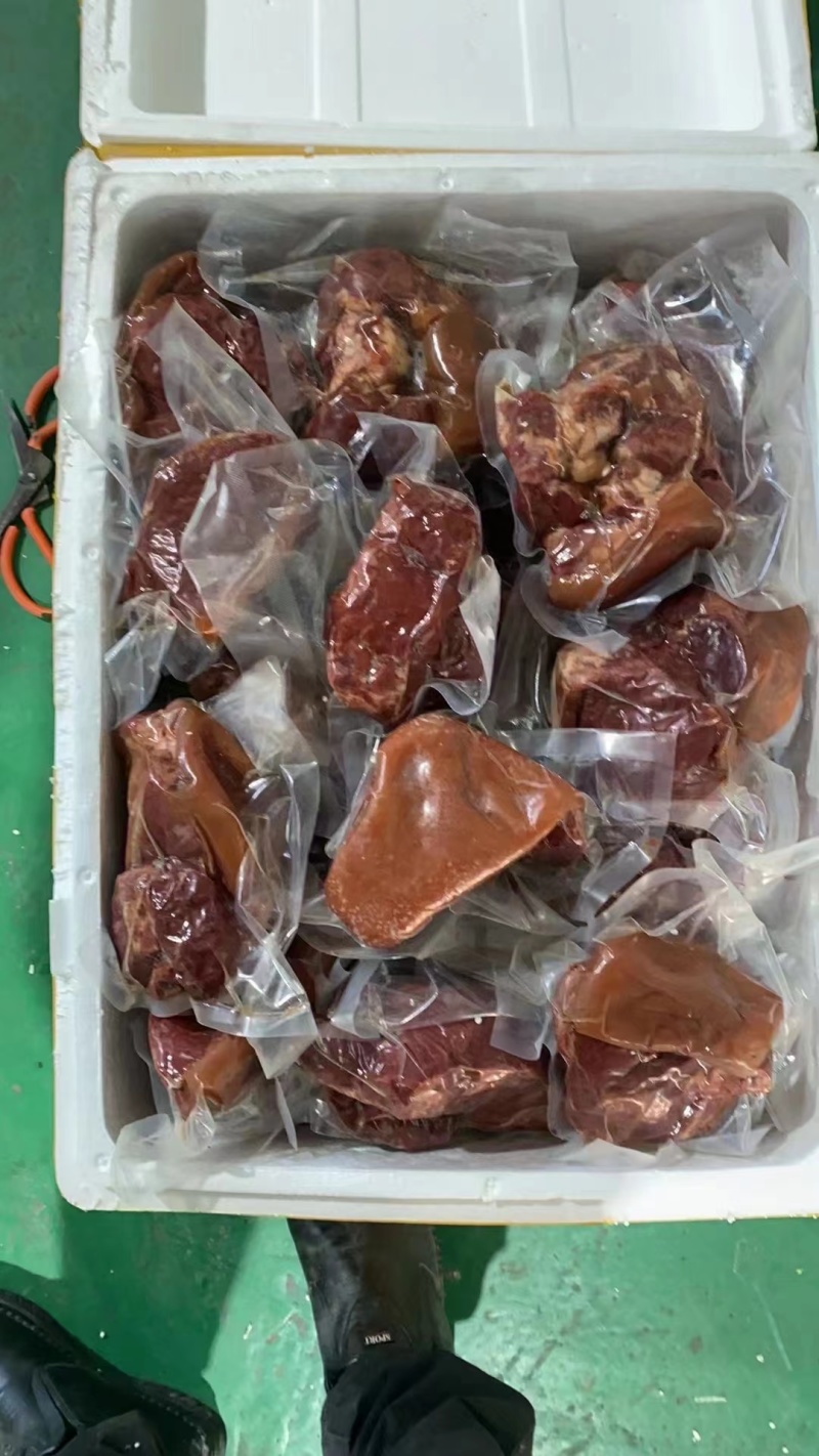 【卤味】带皮熟马肉
