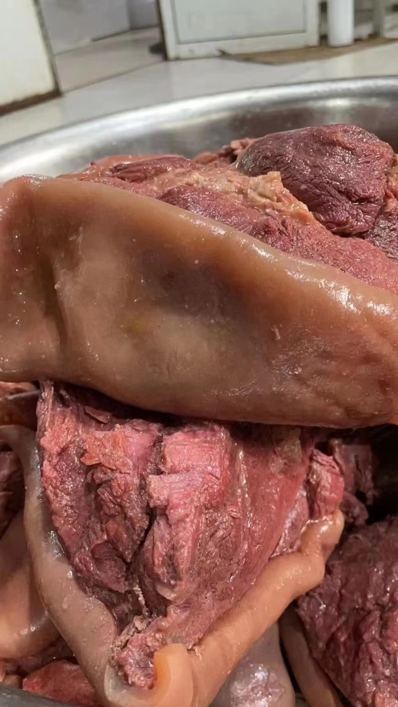 【卤味】带皮熟马肉