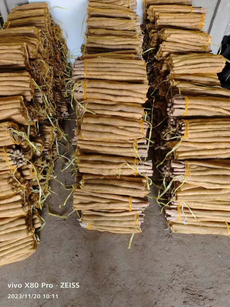 铁棍山药品种齐全，全国发货，量大从优，对接各大电商市场