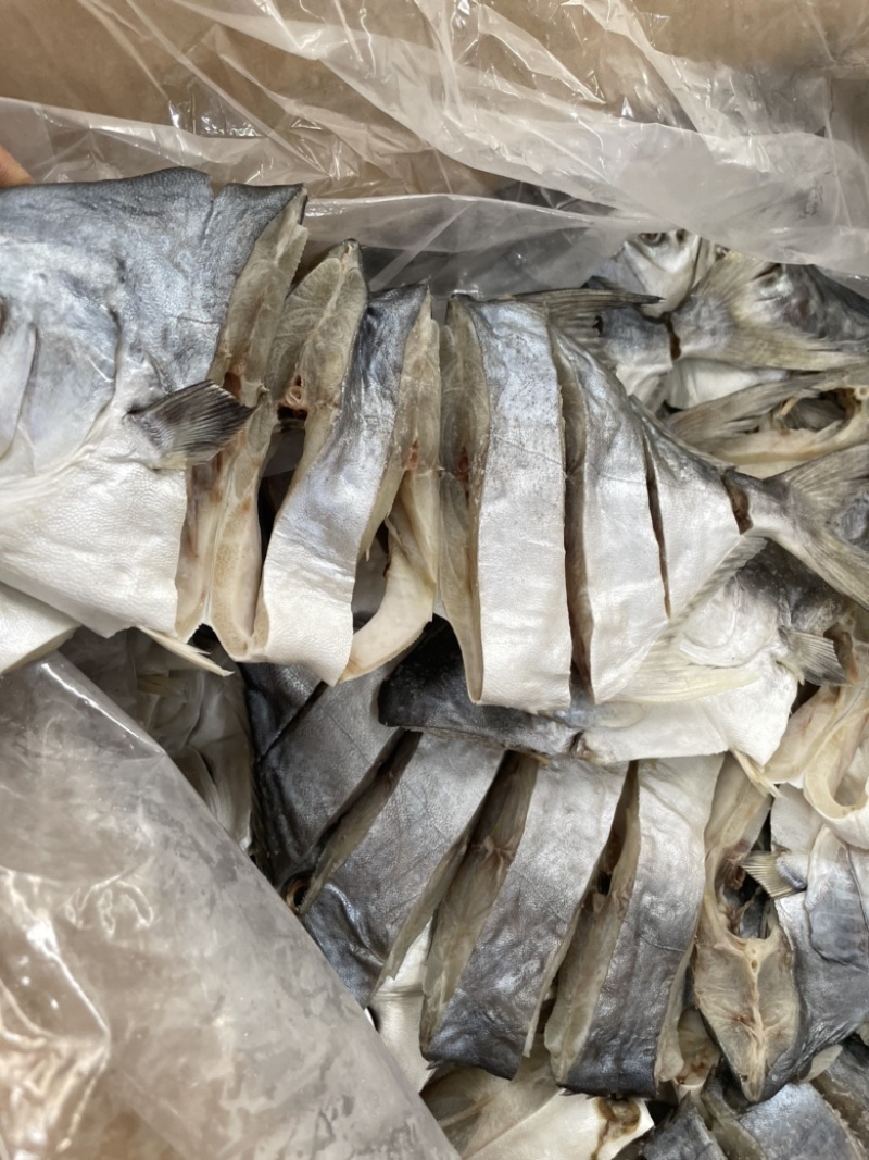 金鲳鱼干深海鱼干自家有量加工一手货源批发