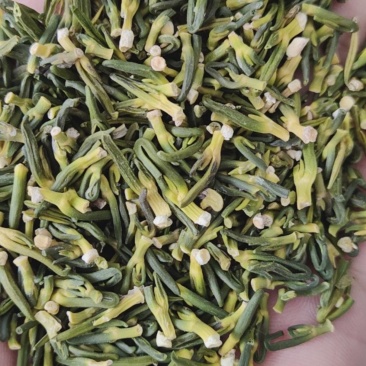 莲子芯鲁舜泽中药材商行中药材批发零售，诚信经营