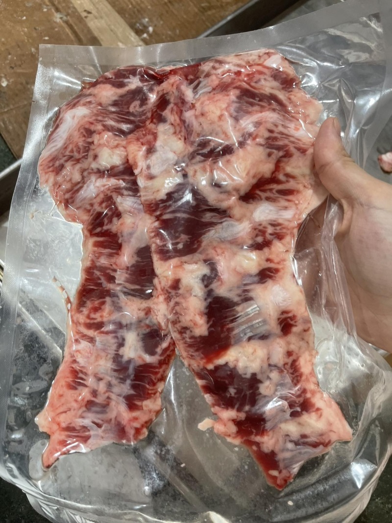 新鲜山东清真牛肉，产地直供，健康美味谷饲内裙肉