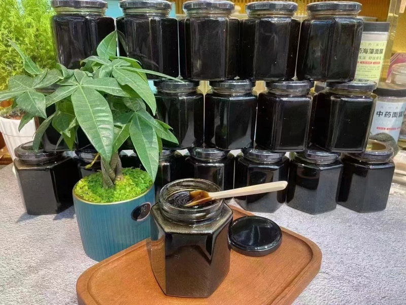 精选大山黑蜂蜜，优质优价，大量走货，欢迎朋友们详谈