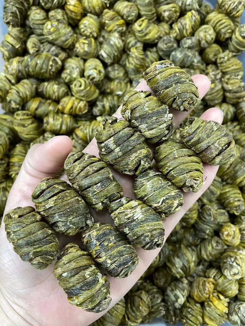 精选珍虫石斛