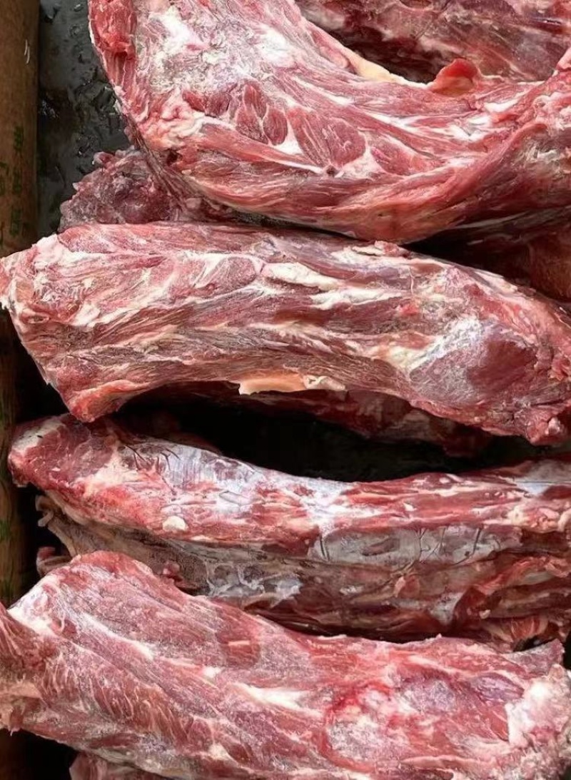 【热卖推荐】满肉大羊脖骨，物美价优，可长期合作