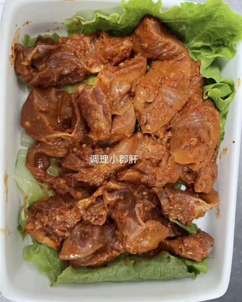鸡胗小肝郡，适合火锅烧烤等，口感鲜脆，鲜嫩多汁，工厂直销