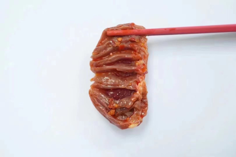 鸡胗小肝郡，适合火锅烧烤等，口感鲜脆，鲜嫩多汁，工厂直销