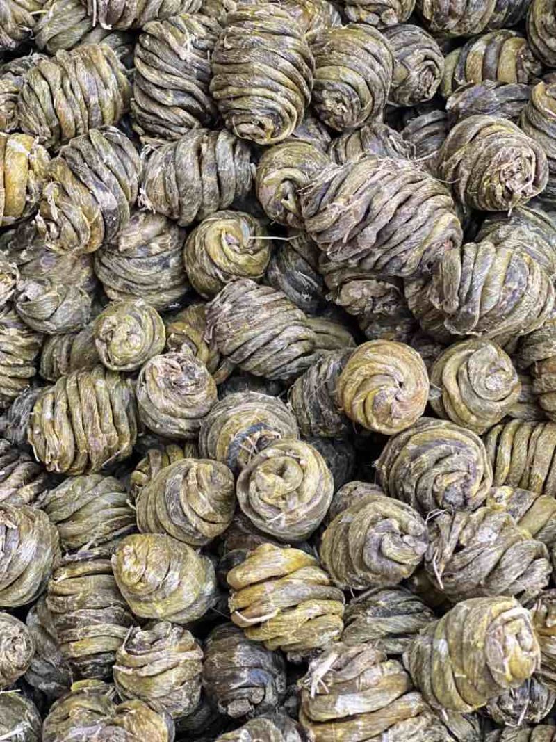 珍虫石斛基地直供，量大从优，可视频看货，欢迎来电洽谈合作