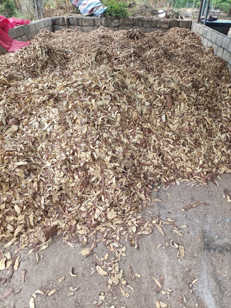 大量供应红薯皮、番薯皮，适合喂养猪鸡牛，羊鱼鸡鸭鹅。