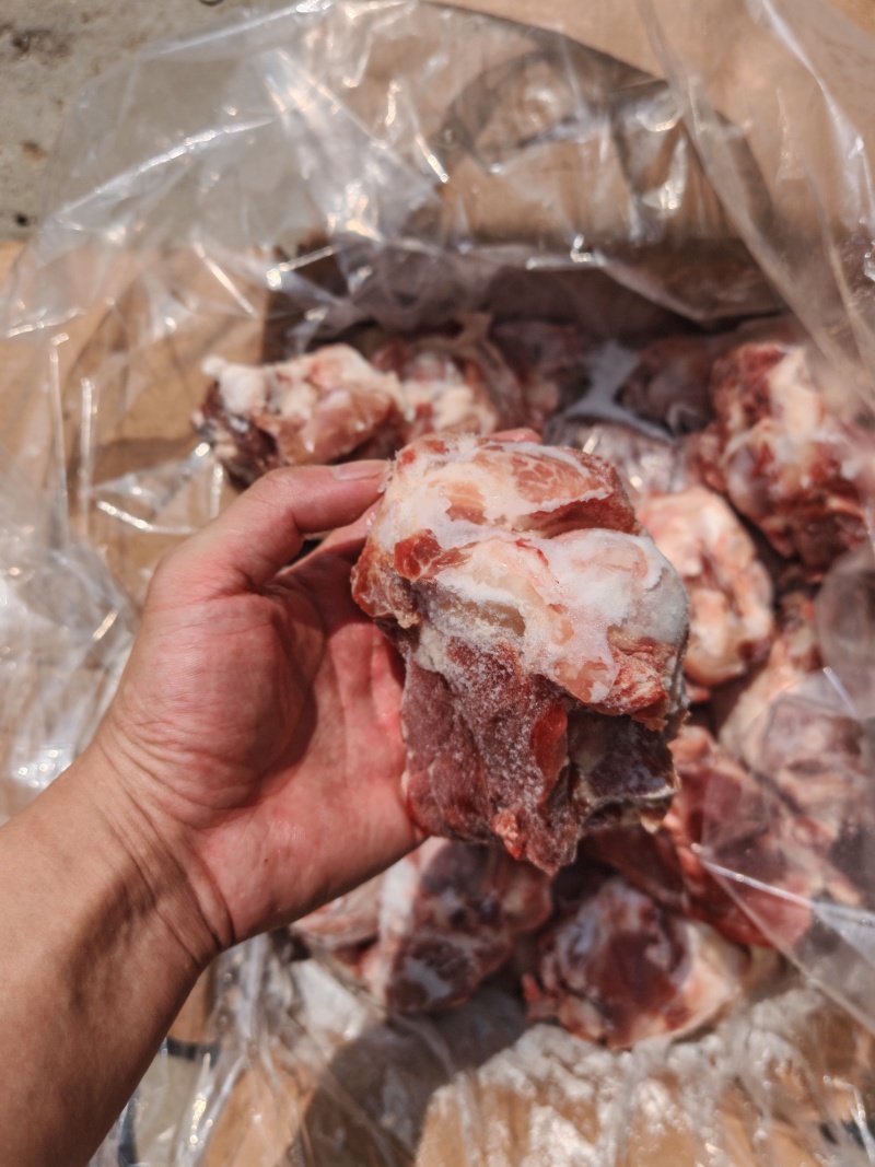满肉前棒骨
