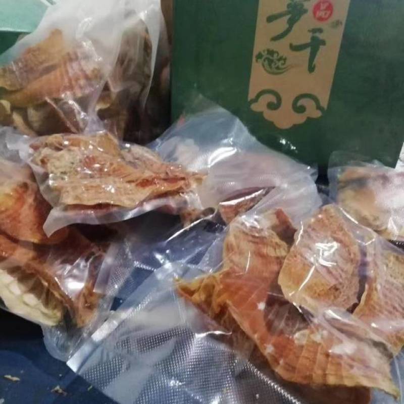 毛竹嫩笋尖，笋干，玉兰片，无盐无硫柴火烘干，农家自制。