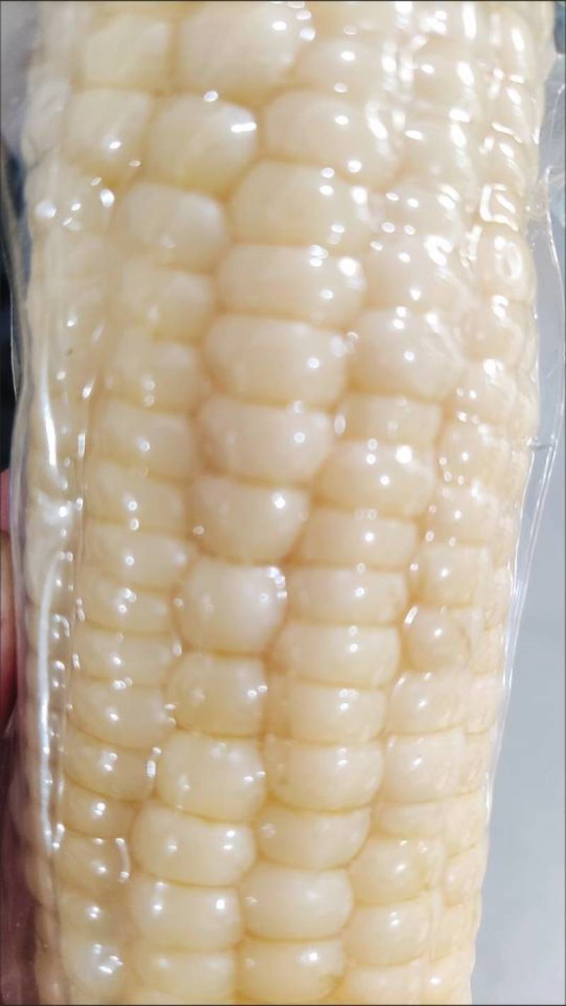 真空东北糯玉米，软糯香甜，当季新货，**特惠！四个颜色