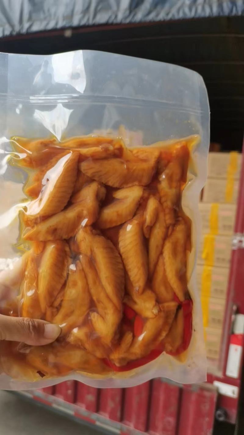 跑江湖冷吃鸡尖批发厂家直销麻辣五香青花椒开袋即食