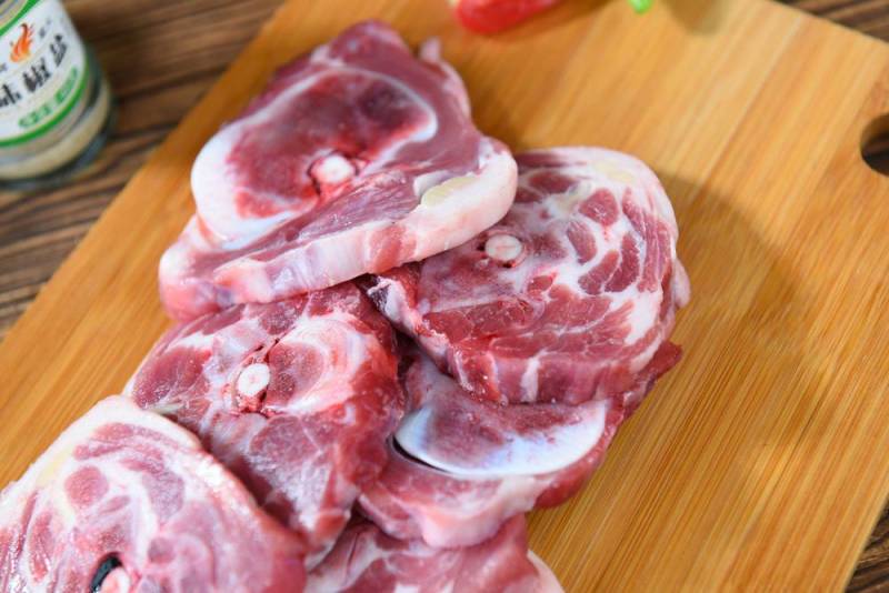 纯干精品羊脖肉无调理，顺丰包邮酱焖煮即可欢迎选购