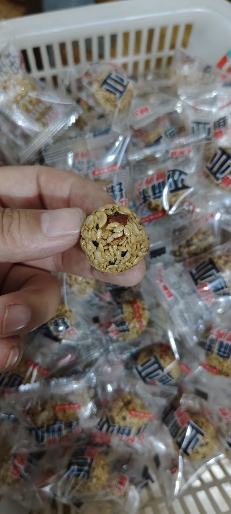 亚麻籽丸好吃不贵经济实惠，口感棒