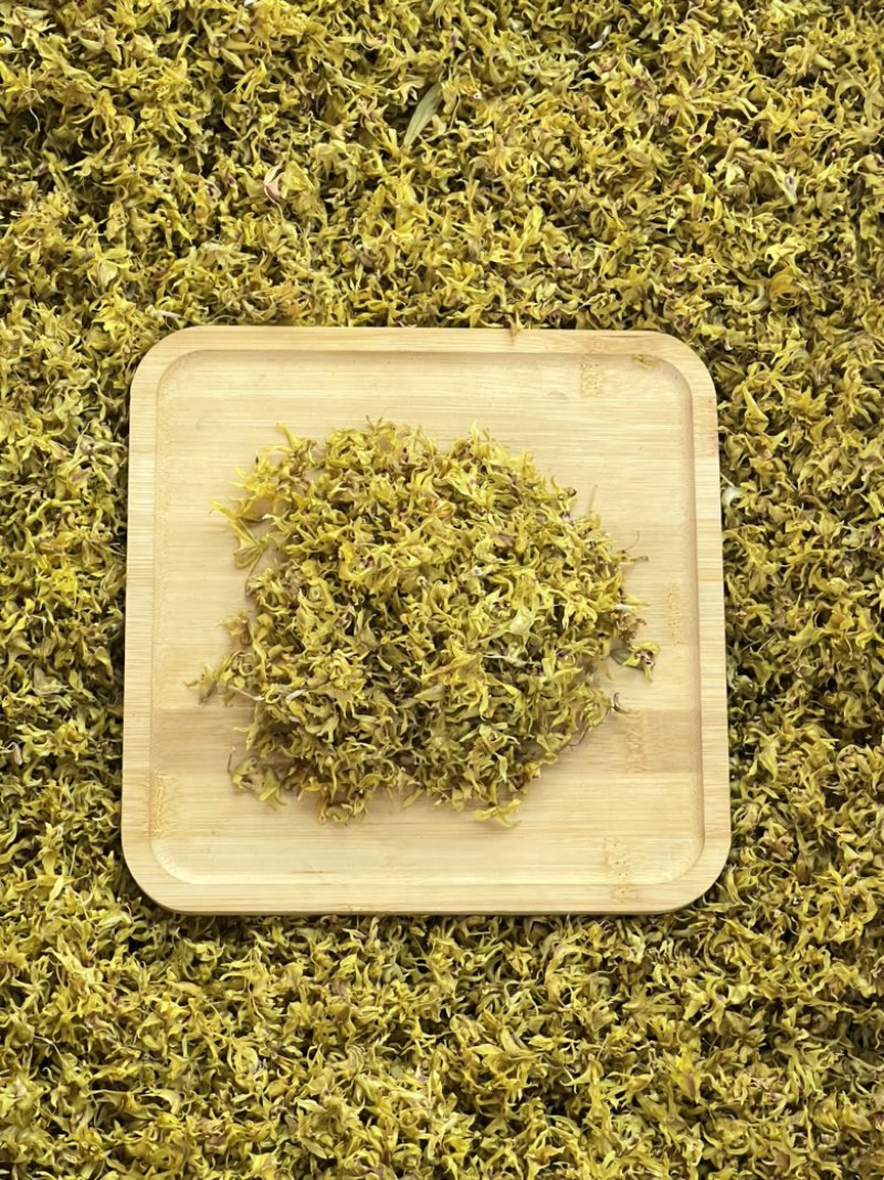 铁皮石斛花批发，量大从优，一手货源，可视频看货代发全国