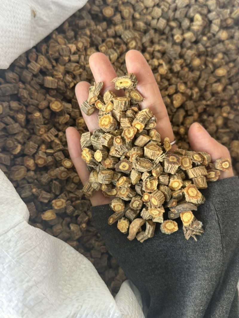 防风防风过筛保庆药业批发防风实物拍摄新货防风
