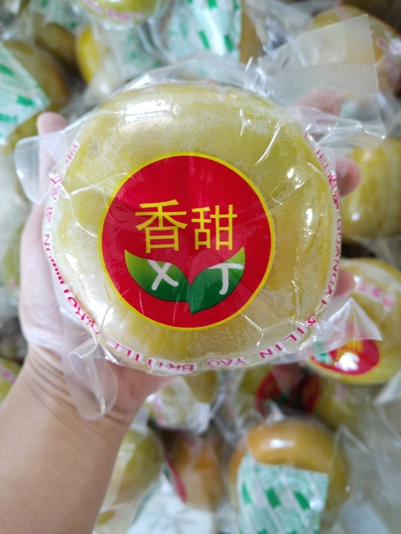 脆柿桂林市脆柿香甜柿子，产地直销量大价优可市场可电商