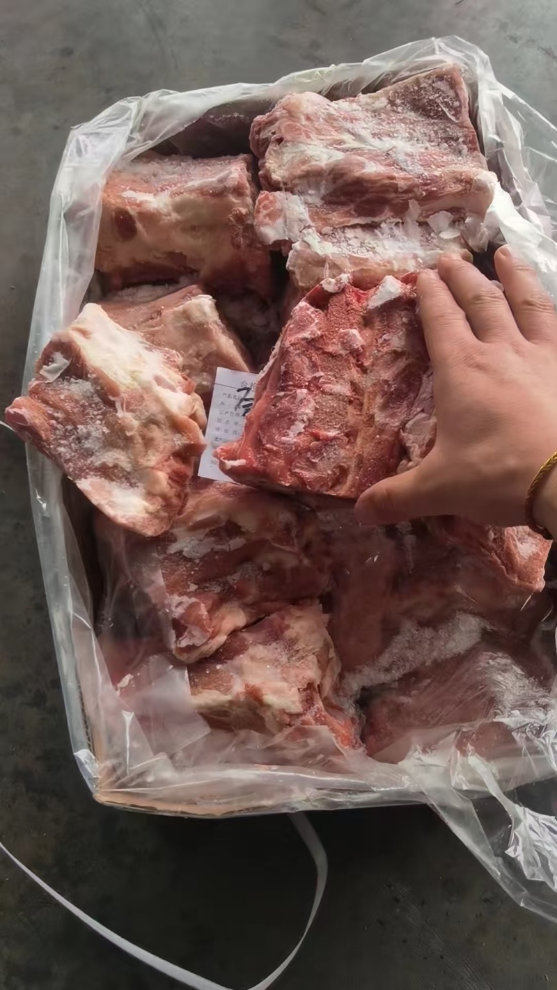 肥猪颈骨