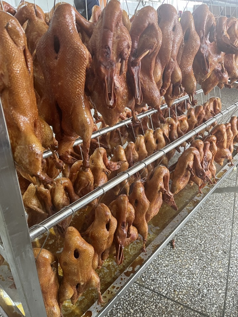 卤鸭子整只全熟50斤一箱饭店食堂跑江湖卤味熟食