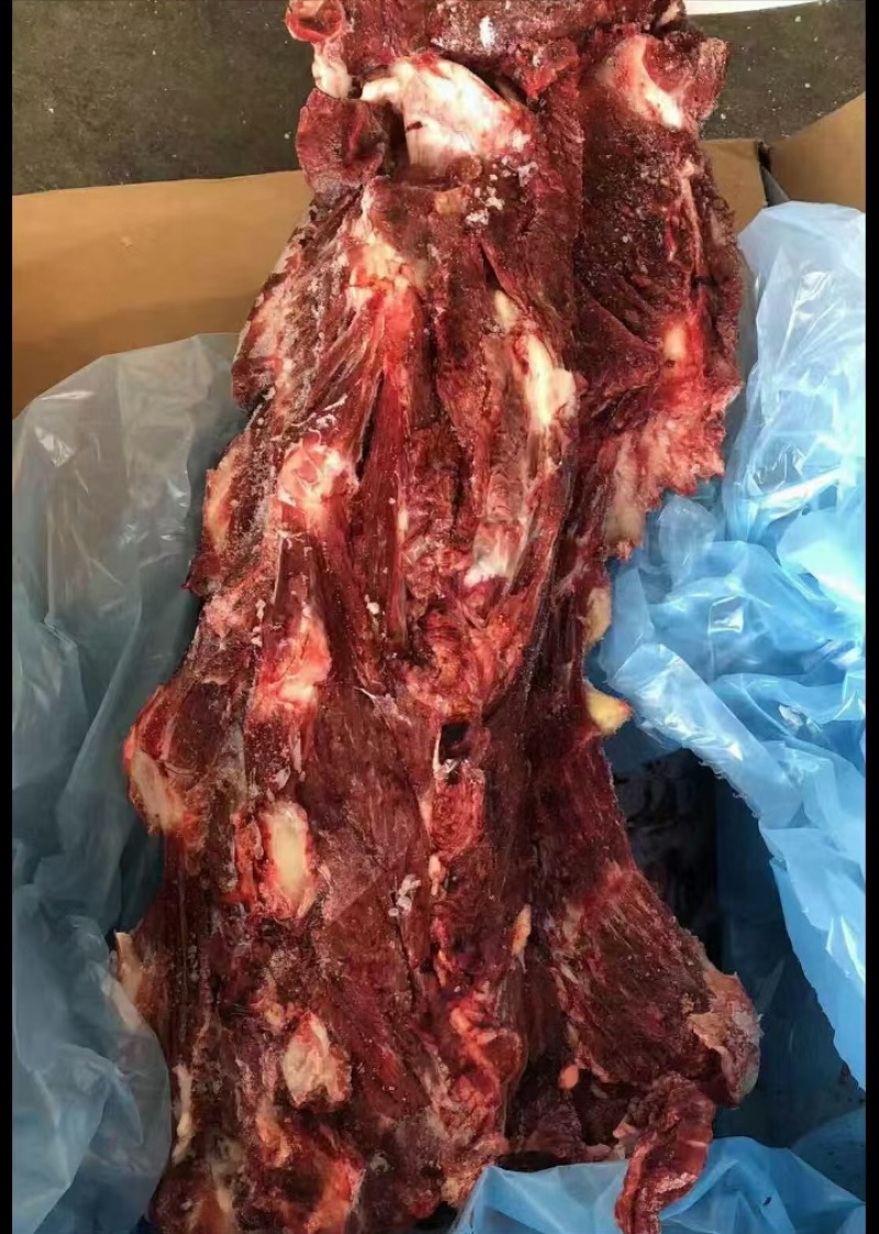 牛脖骨，厂家直销大量现货批发，肉满骨嫩，价格美丽，速度啦