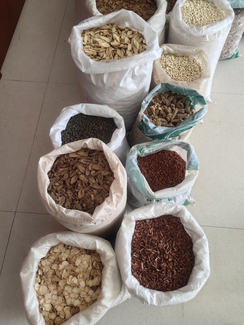 白鲜皮白鲜皮中药材白鲜皮产地货源，品质保证