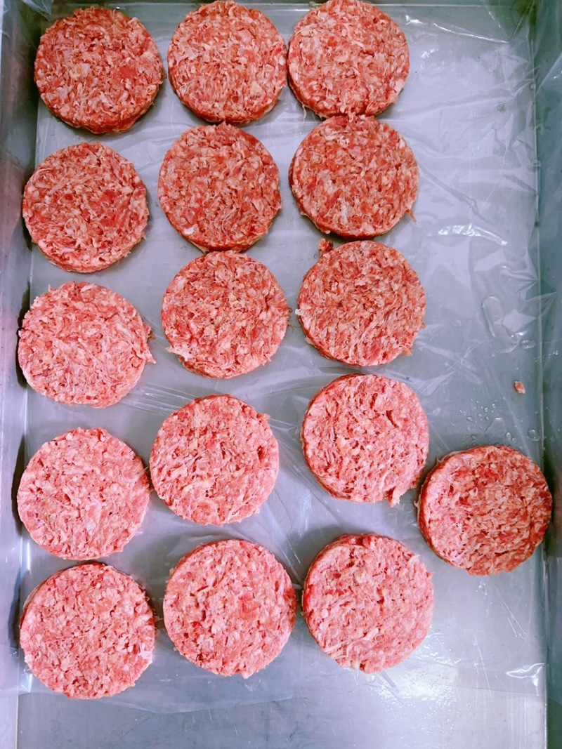 牛肉饼，厂家直销，量大优惠，纯牛肉，可定制克数电商**