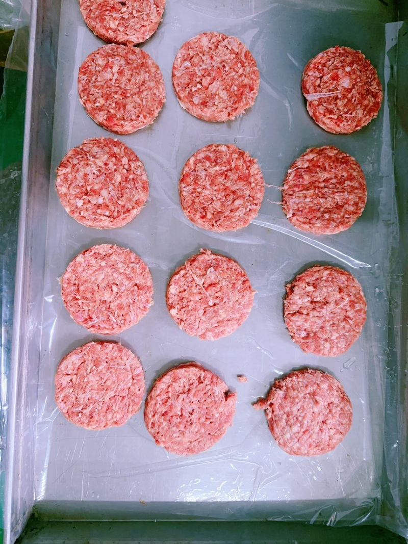 牛肉饼，厂家直销，量大优惠，纯牛肉，可定制克数电商**