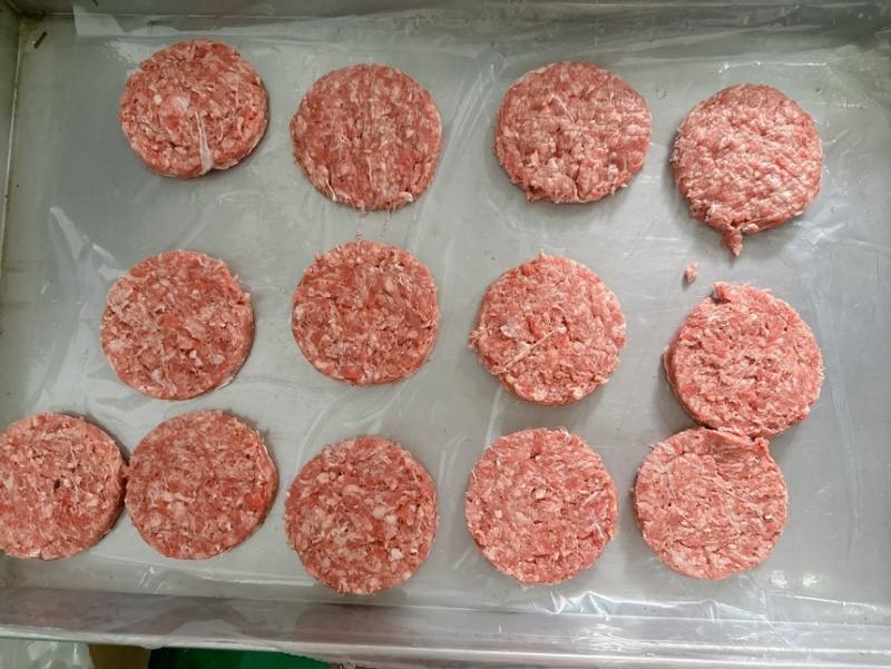 牛肉饼，厂家直销，量大优惠，纯牛肉，可定制克数电商**