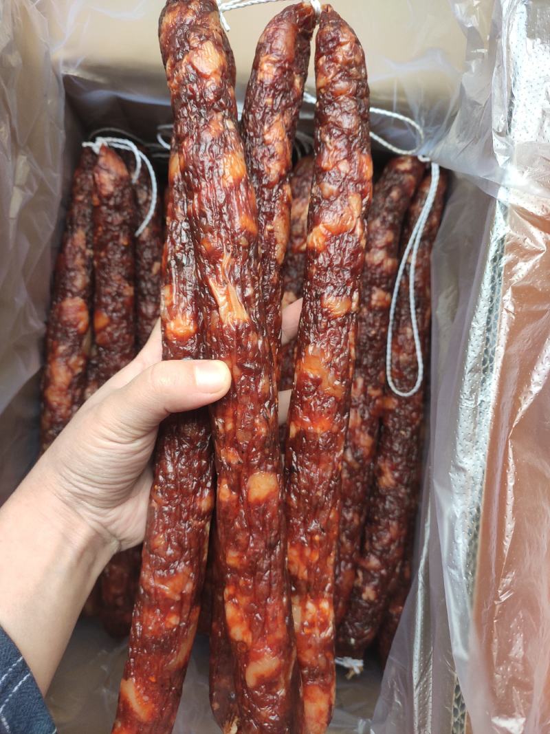 香肠腊肠广味香肠红香鸿五香麻辣广味干度好价格美丽