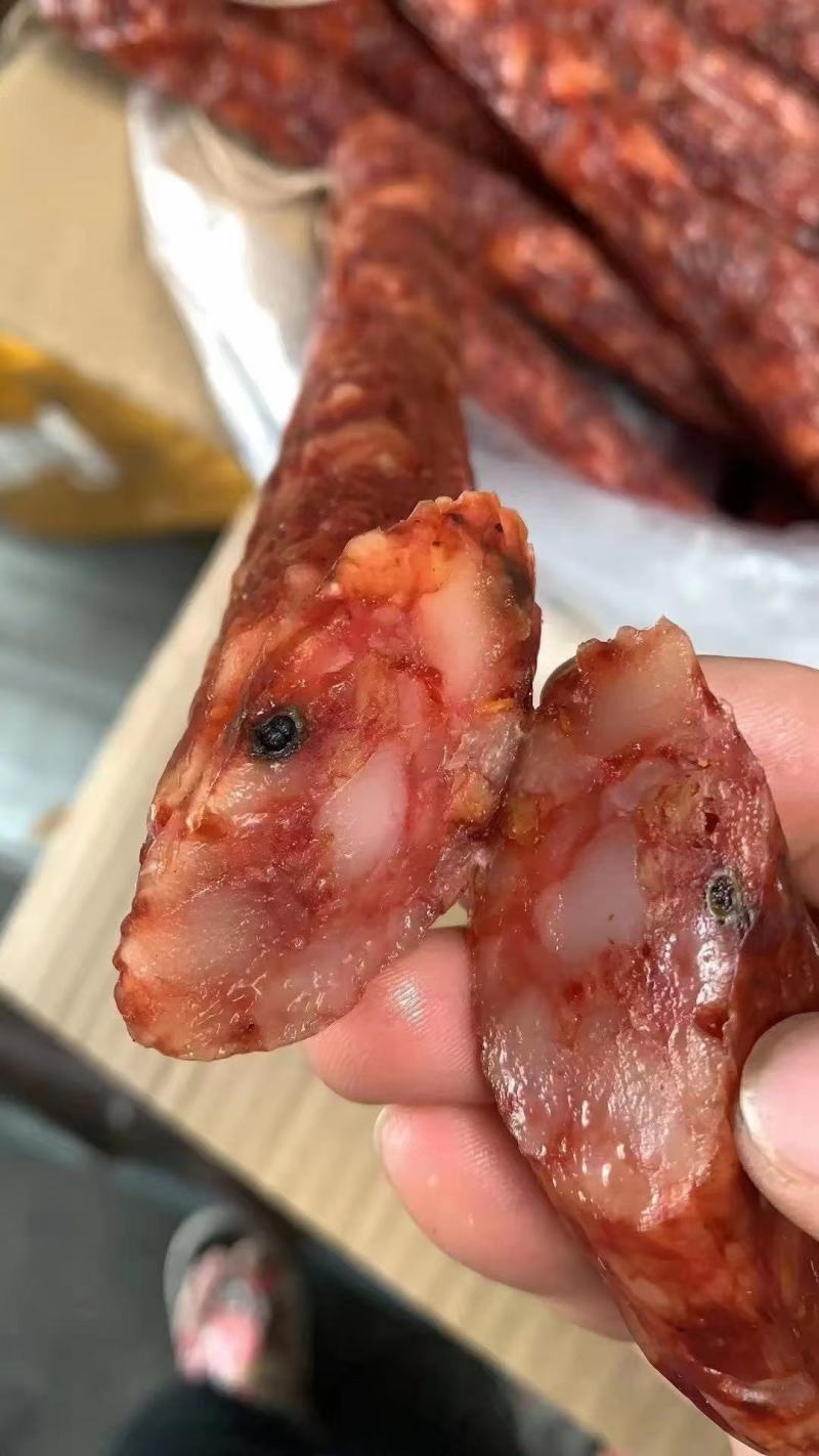 香肠腊肠广味香肠红香鸿五香麻辣广味干度好价格美丽