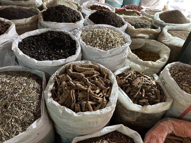 桂皮大量供应，一手货源，价格优惠，欢迎采购