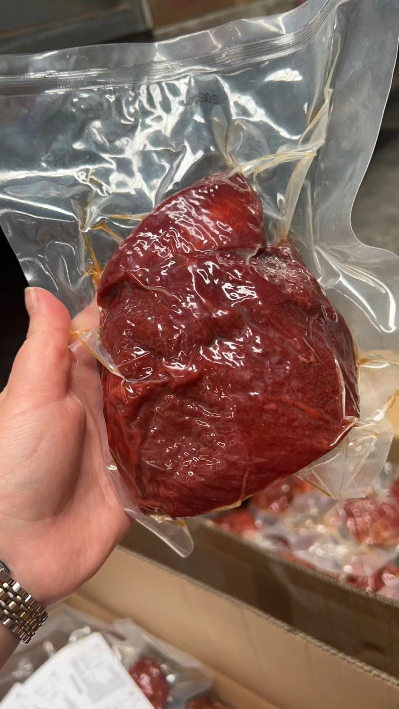 猪肉酱香肉，麻辣味，五香味，真空包装一斤装，开袋即食