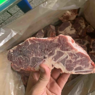 牛脖骨，河北工厂，一手货源，价格便宜欢迎咨询。