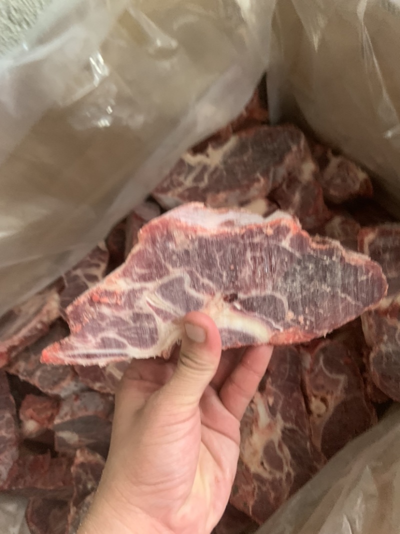 牛脖骨，河北工厂，一手货源，价格便宜欢迎咨询。